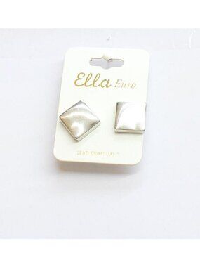 NWT Ella Euro Fashion Metal Square Statement Post Earrings Silver Gray .75"